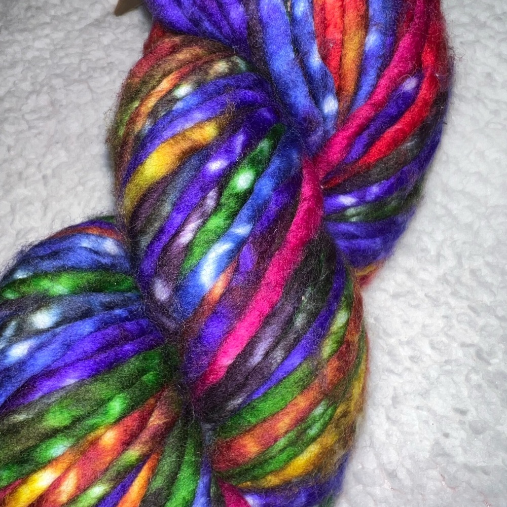 UNEEK, Chunky , Hand Dyed ExtraFine Self Striping Mereno